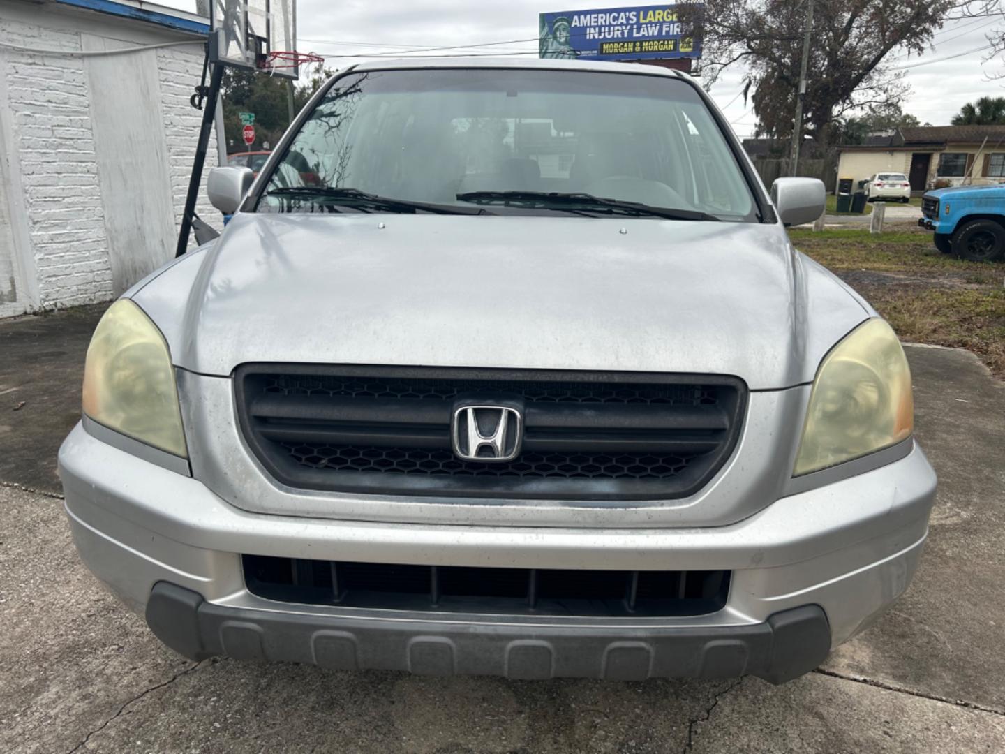 2003 Honda Pilot (2HKYF184X3H) , located at 1758 Cassat Ave., Jacksonville, FL, 32210, (904) 384-2799, 30.286720, -81.730652 - $3000.00 CASH 2003 HONDA PILOT 281,537 MILES 3RD ROW SEATING 4-DOOR AUTOMATIC TRANSMISSION ICE COLD AIR CONDITIONING RUNS GREAT HONDA QUALITY GREAT PRICE!! CALL US TODAY @ 904-384-2799 THIS ONE WON'T LAST!!! - Photo#0